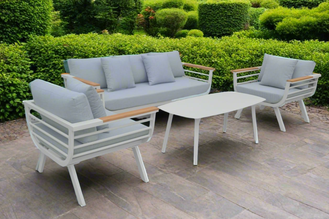 Coopers 4 Piece Teak & Aluminum Patio Set with Table (Grey & Cream)